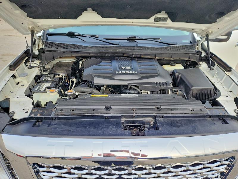 2018 Nissan Titan SV