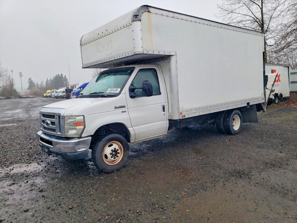 2012 Ford E350 BOX Truck