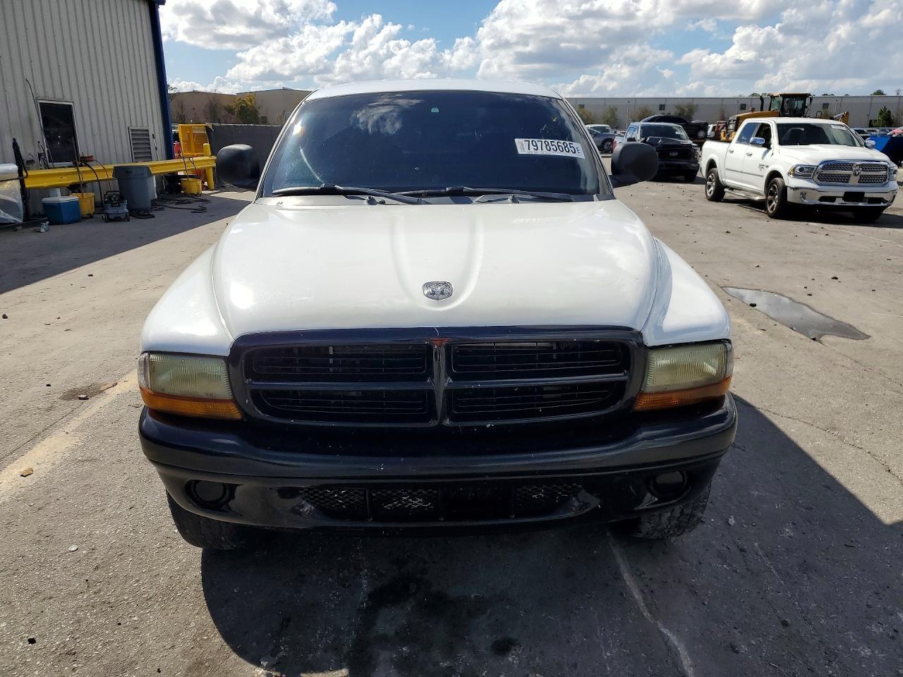 2001 Dodge Dakota Quattro