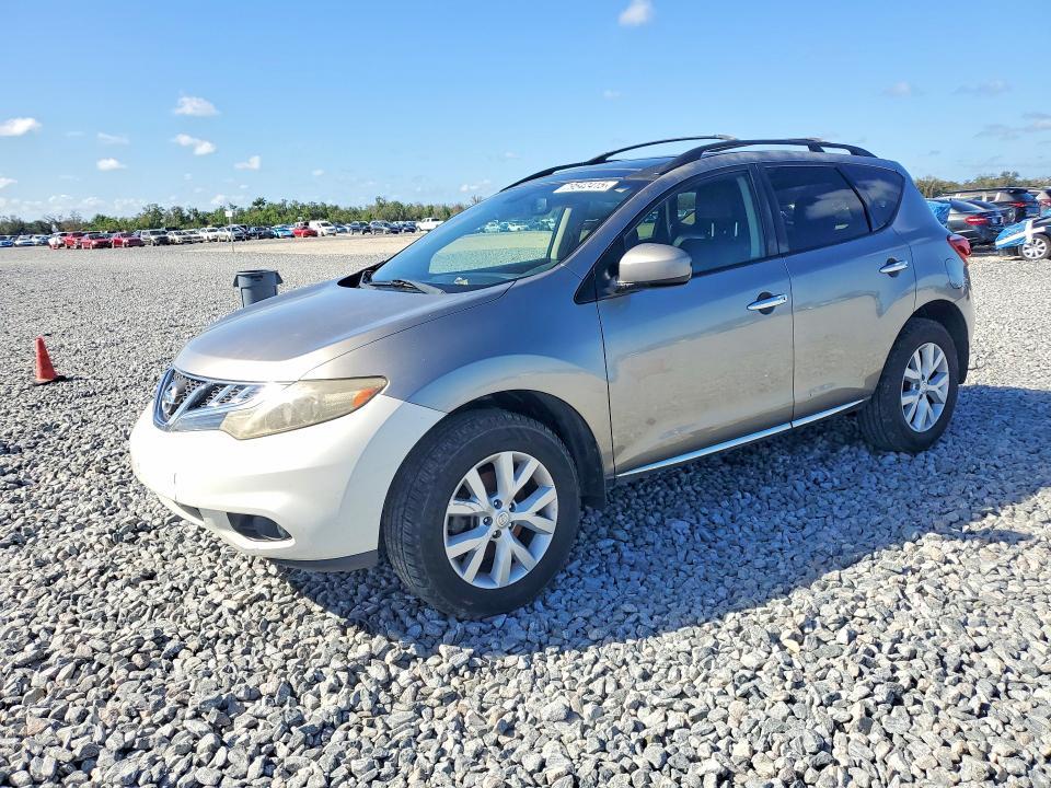2012 Nissan Murano s