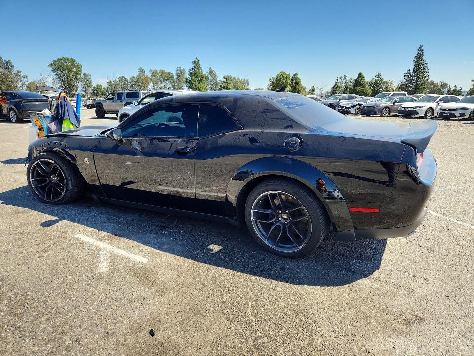 2019 Dodge Challenger r