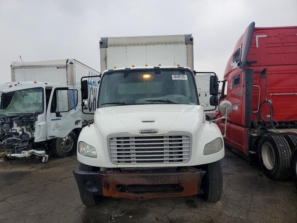 2014 Freigliner 2014 Freightliner Business Class M2 BOX Truck