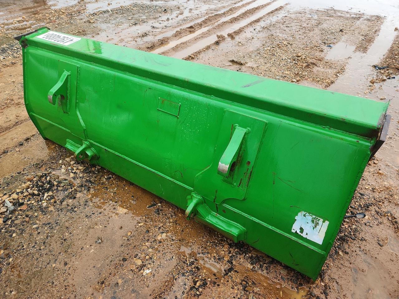 2022 John Deere Loader