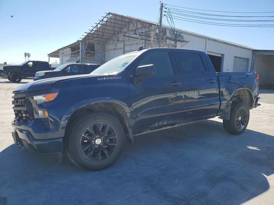 2022 Chevrolet Silverado K1500 Custom