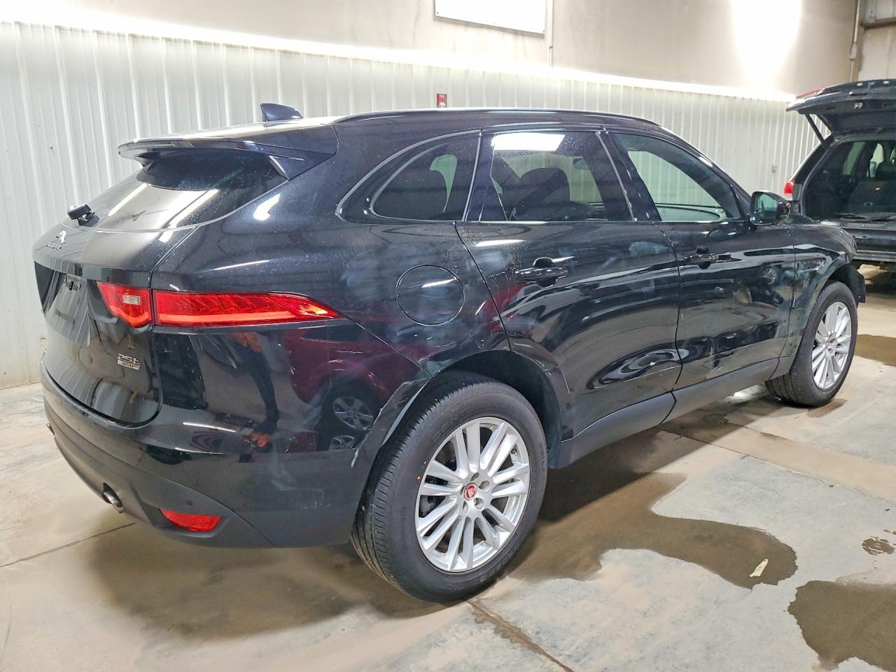 2020 Jaguar F-pace Prestige
