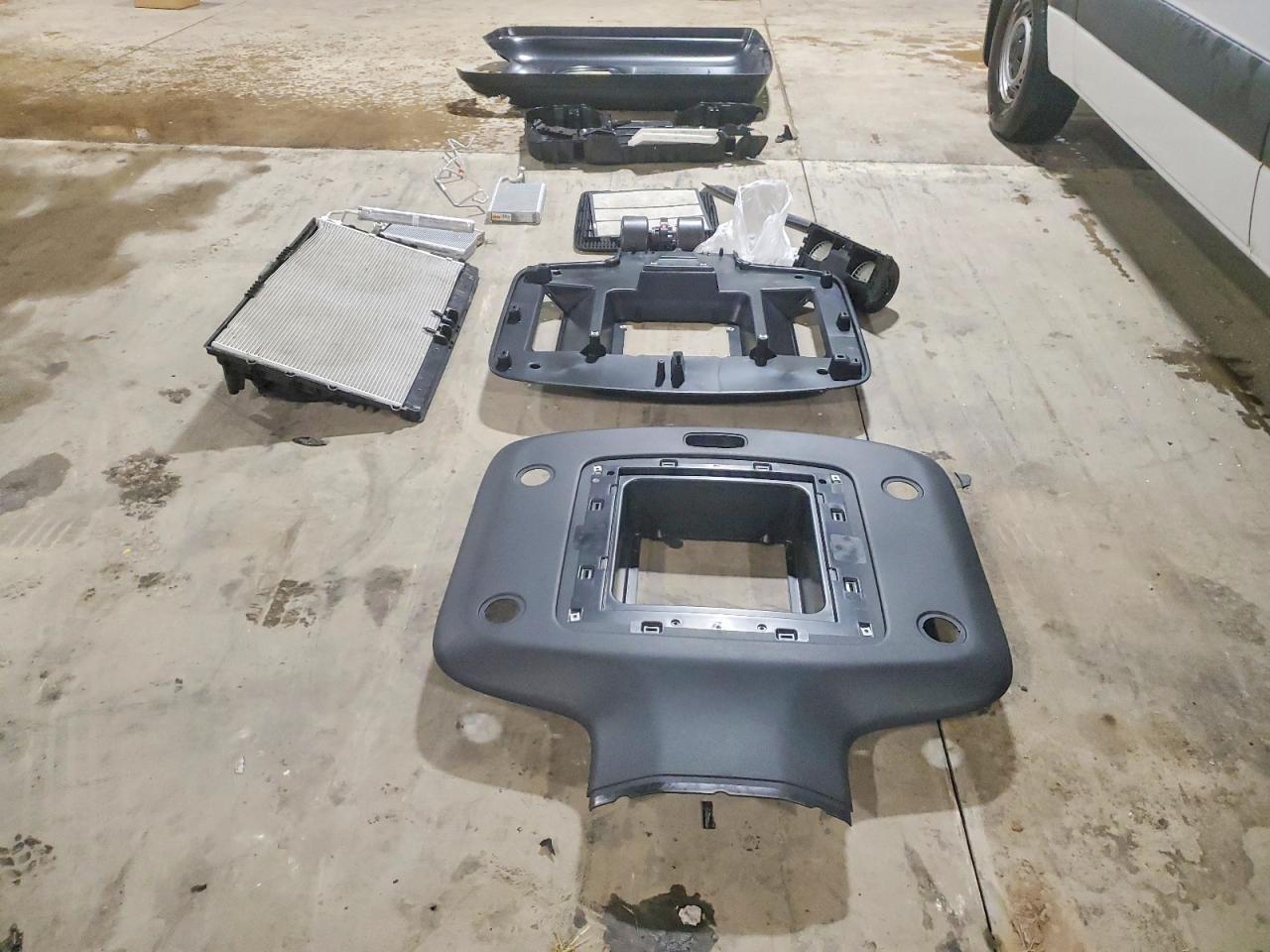 2025 Mercedes-Benz Sprinter 2500