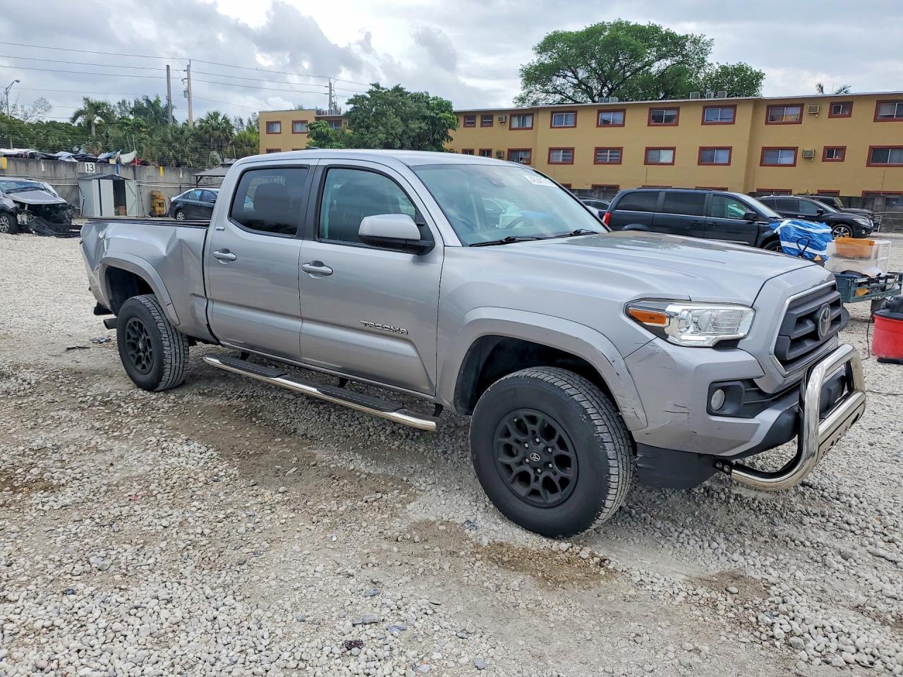 2021 Toyota Tacoma SR5 V6