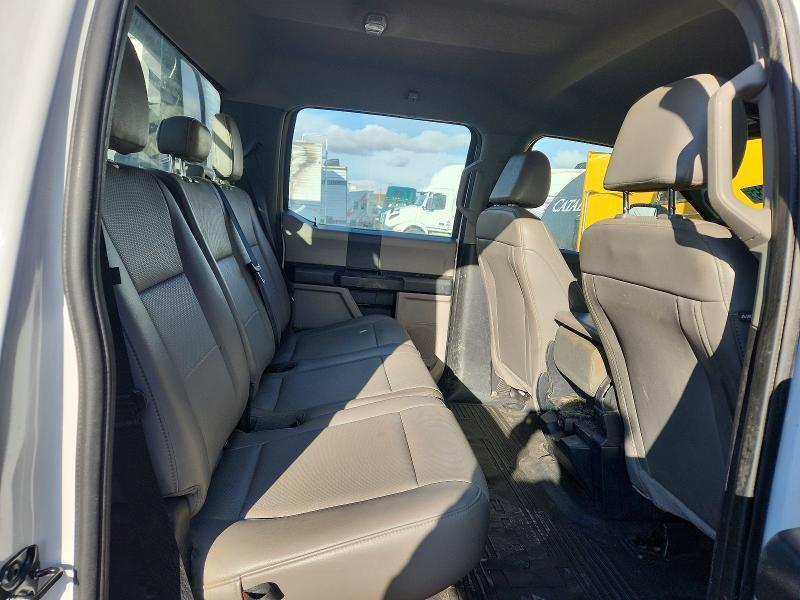 2020 Ford F250 Super Duty Flatbed Truck