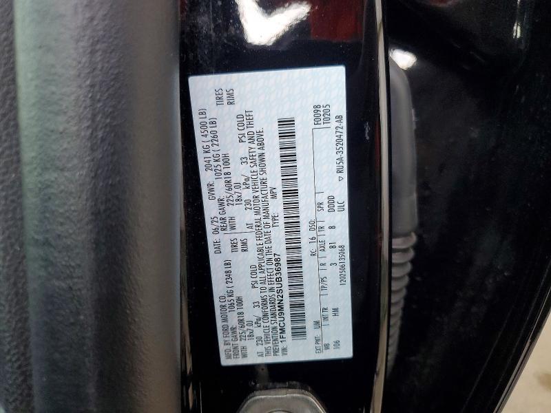2025 Ford Escape st Line