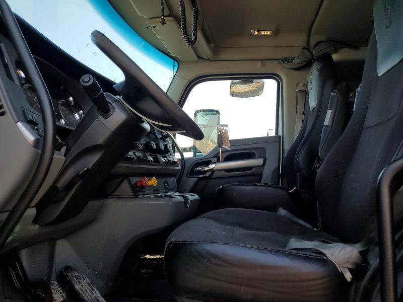 2020 Kenw Orth T880 Semi Truck