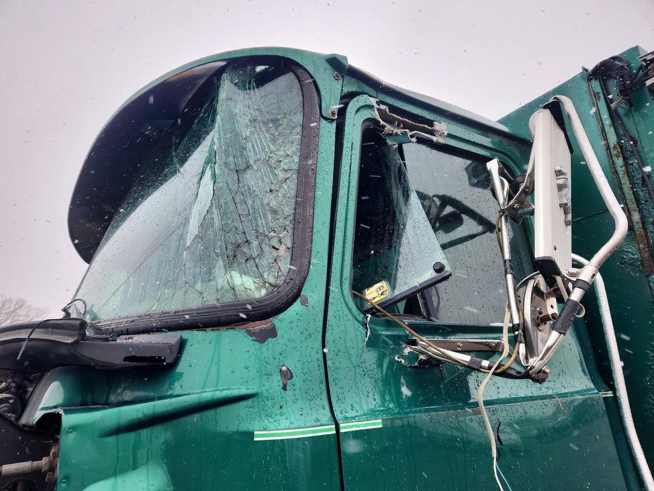 1996 Mack CL700 Dump Truck