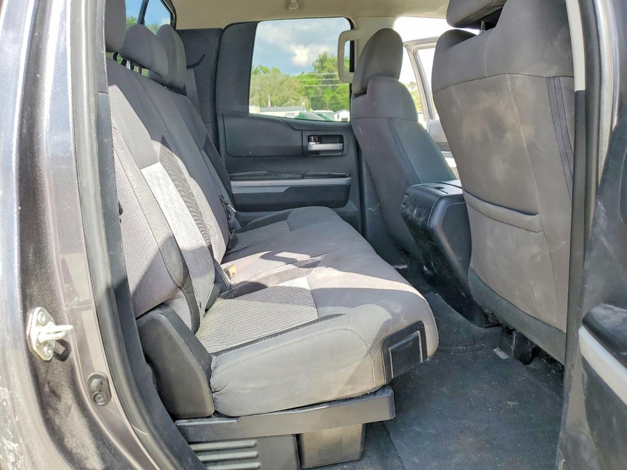 2016 Toyota Tundra SR5