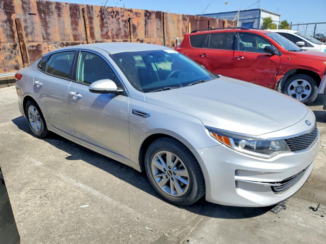 2016 KIA Optima lx