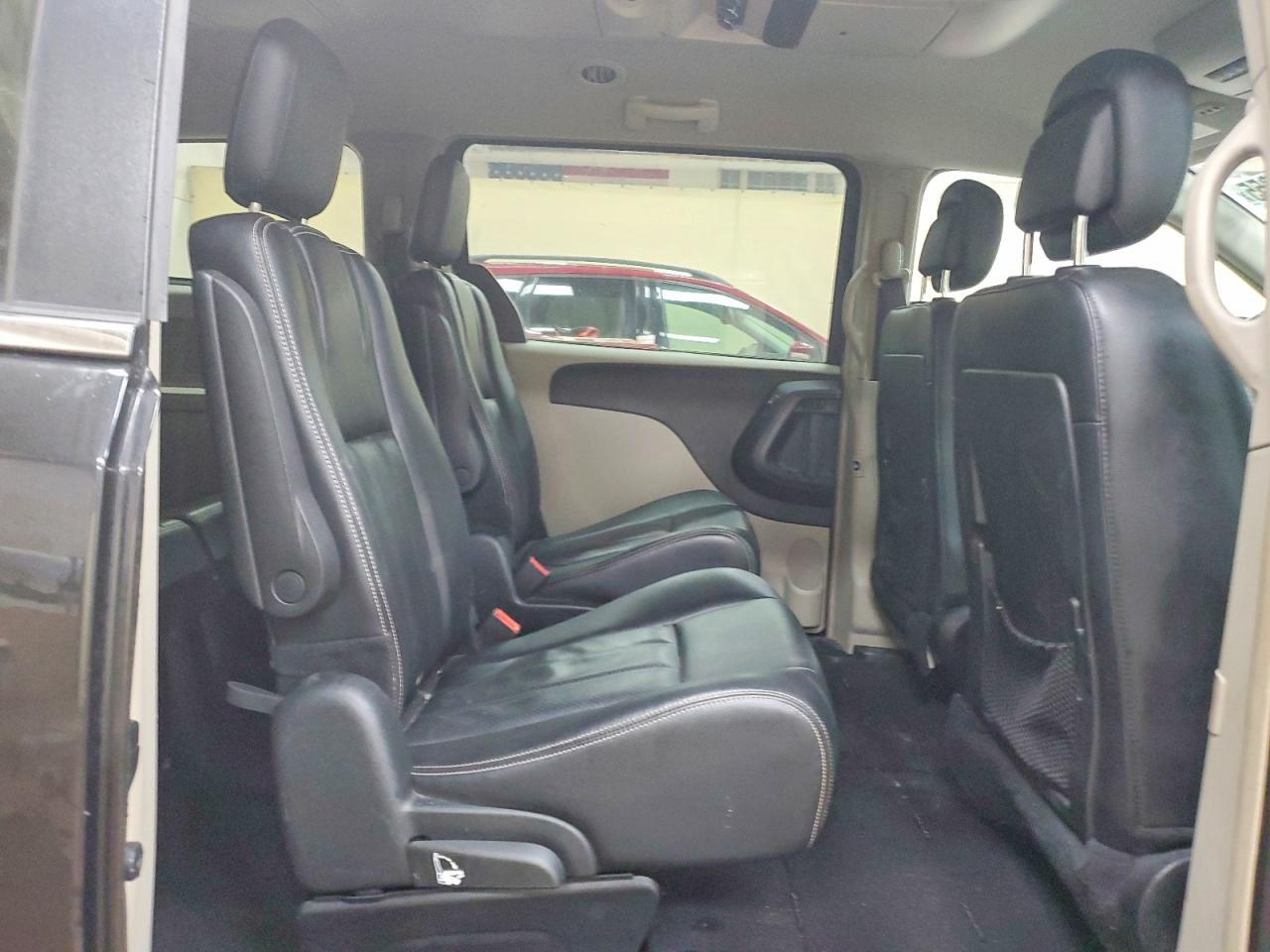 2017 Dodge Grand Caravan Crew