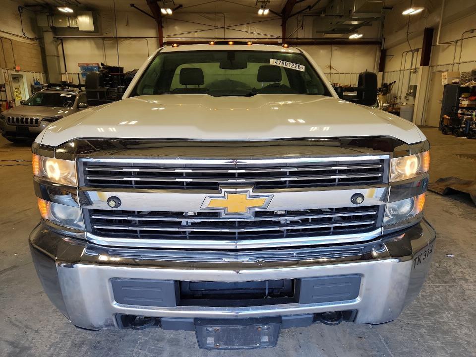 2015 Chevrolet Silve 3500