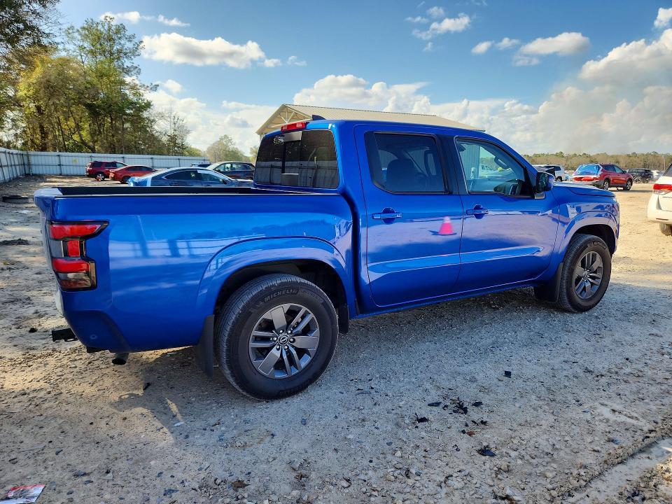 2025 Nissan Frontier SV