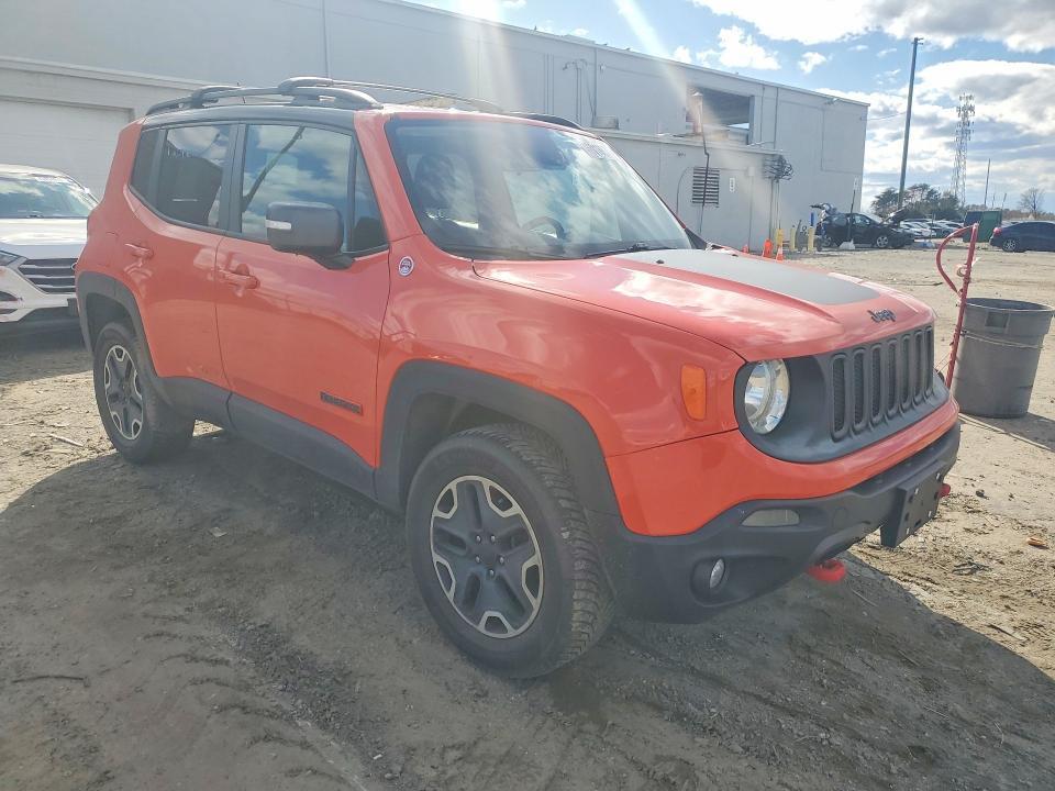2016 Jeep Renegade Trailhawk