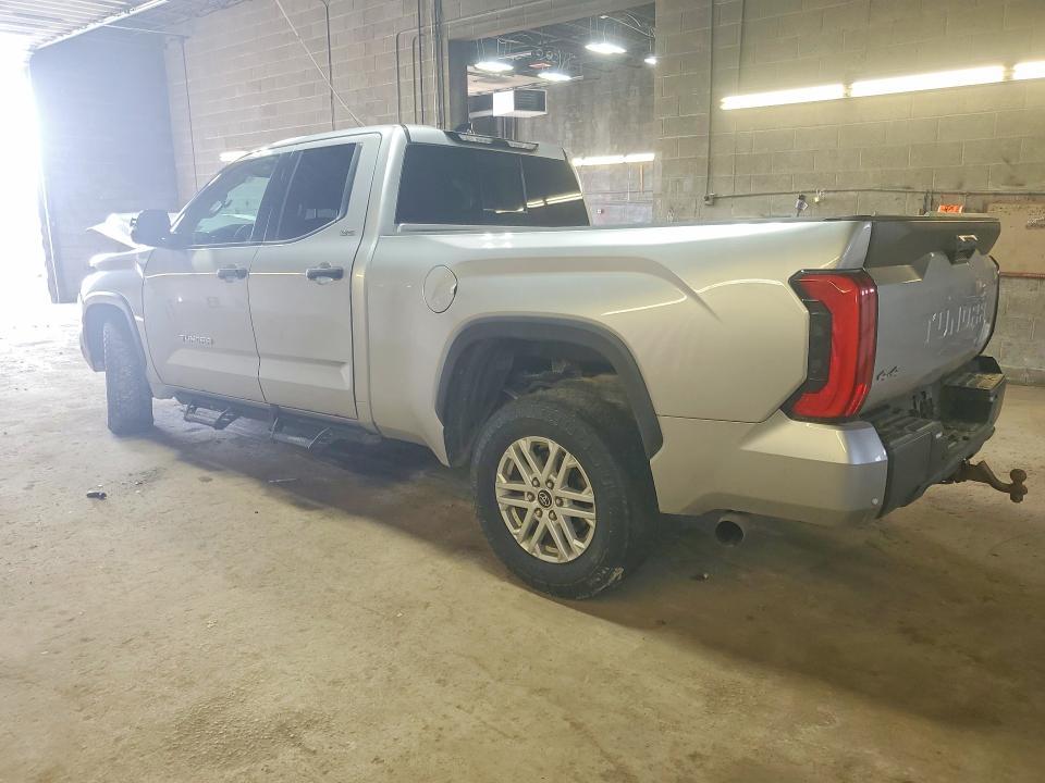 2022 Toyota Tundra SR5