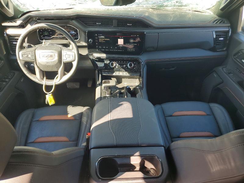 2025 GMC Sierra K1500 AT4