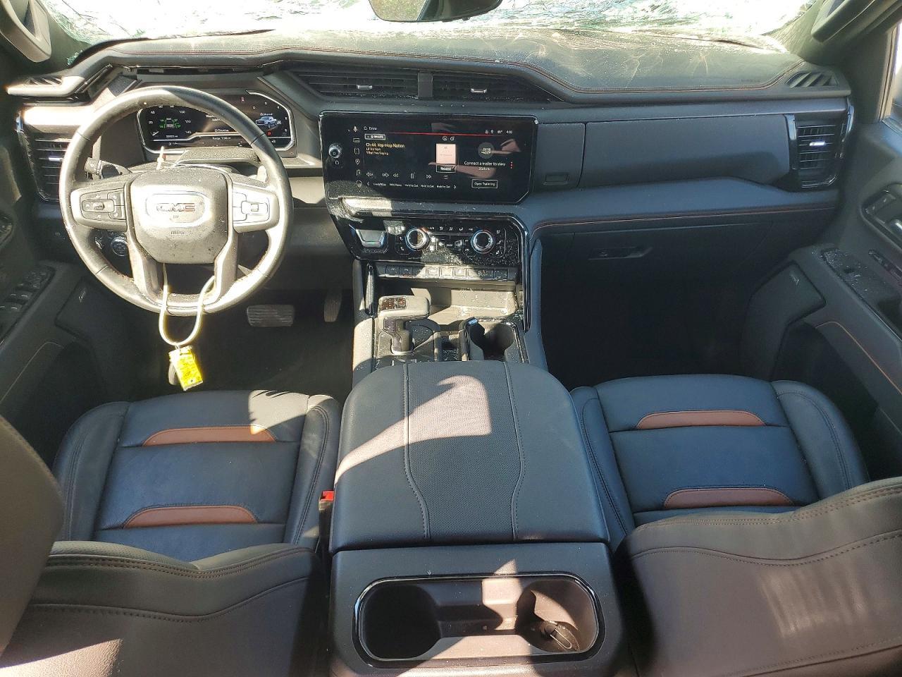 2025 GMC Sierra K1500 AT4