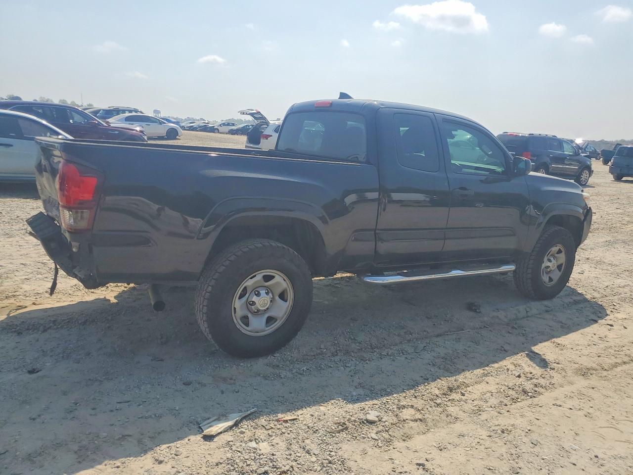 2018 Toyota Tacoma SR
