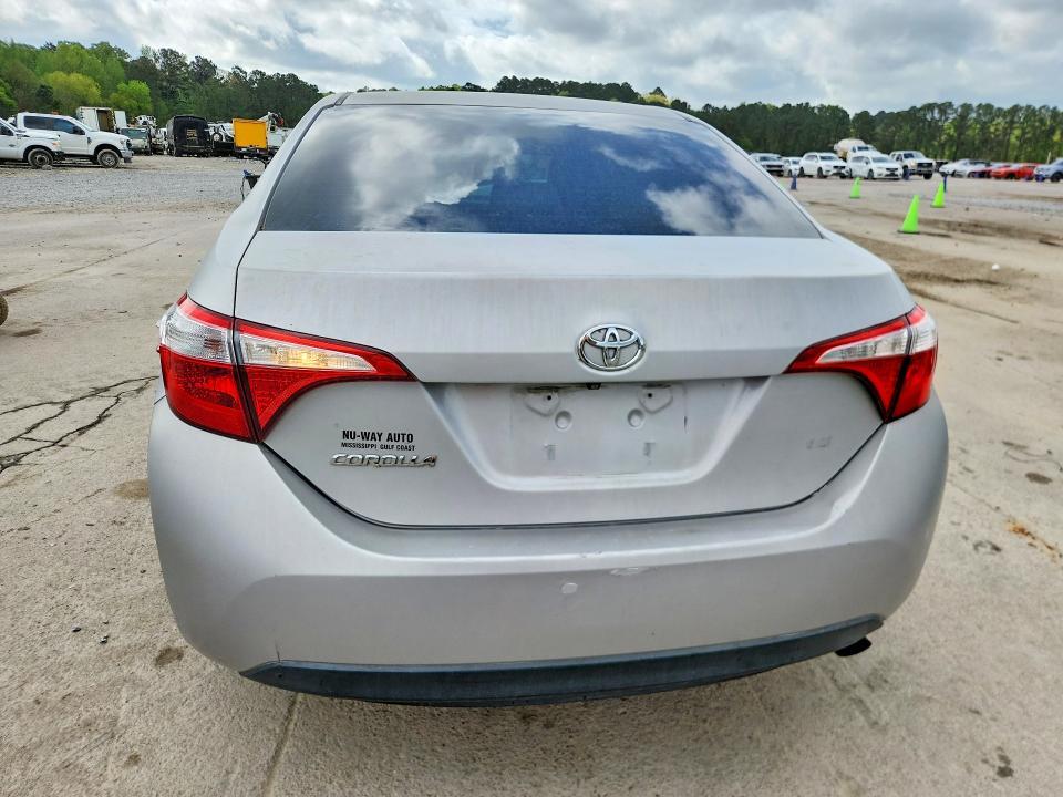 2015 Toyota Corolla le