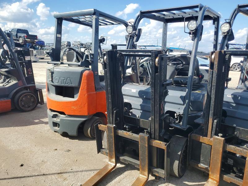 2018 Toyota 8FGCU20 Warehouse Forklift
