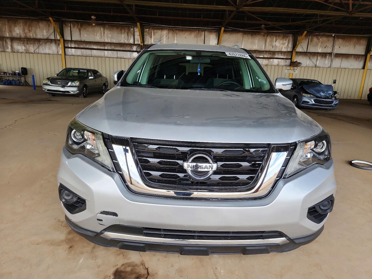 2019 Nissan Pathfinder s