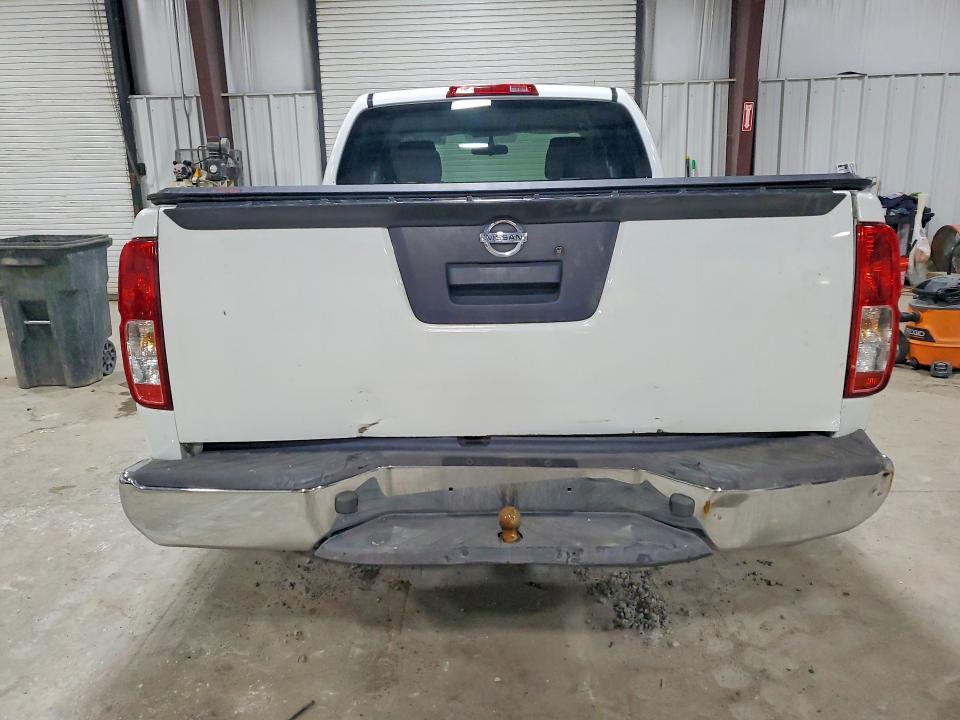 2015 Nissan Frontier S