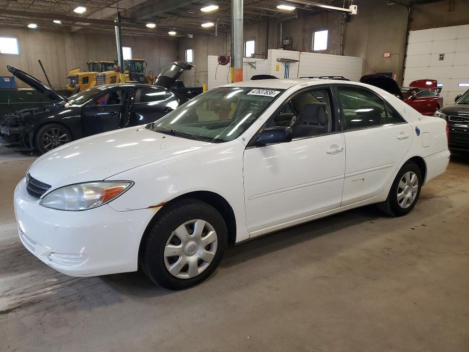 2004 Toyota Camry le