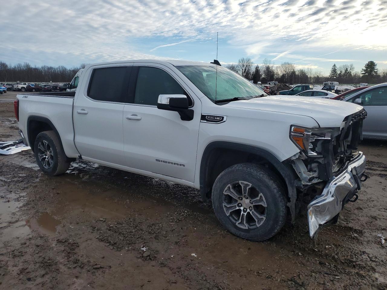2020 GMC Sierra K1500 SLE