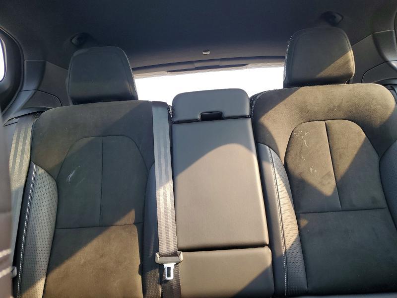 2021 Volvo Xc40 T5 R-design