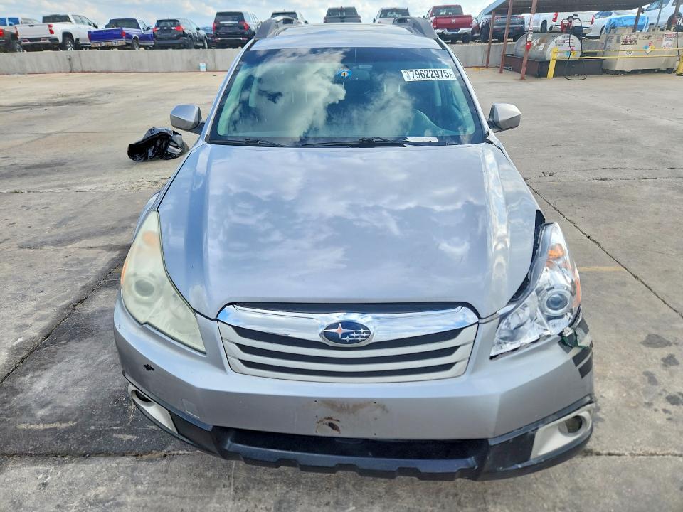 2010 Subaru Outback 2.5i Premium