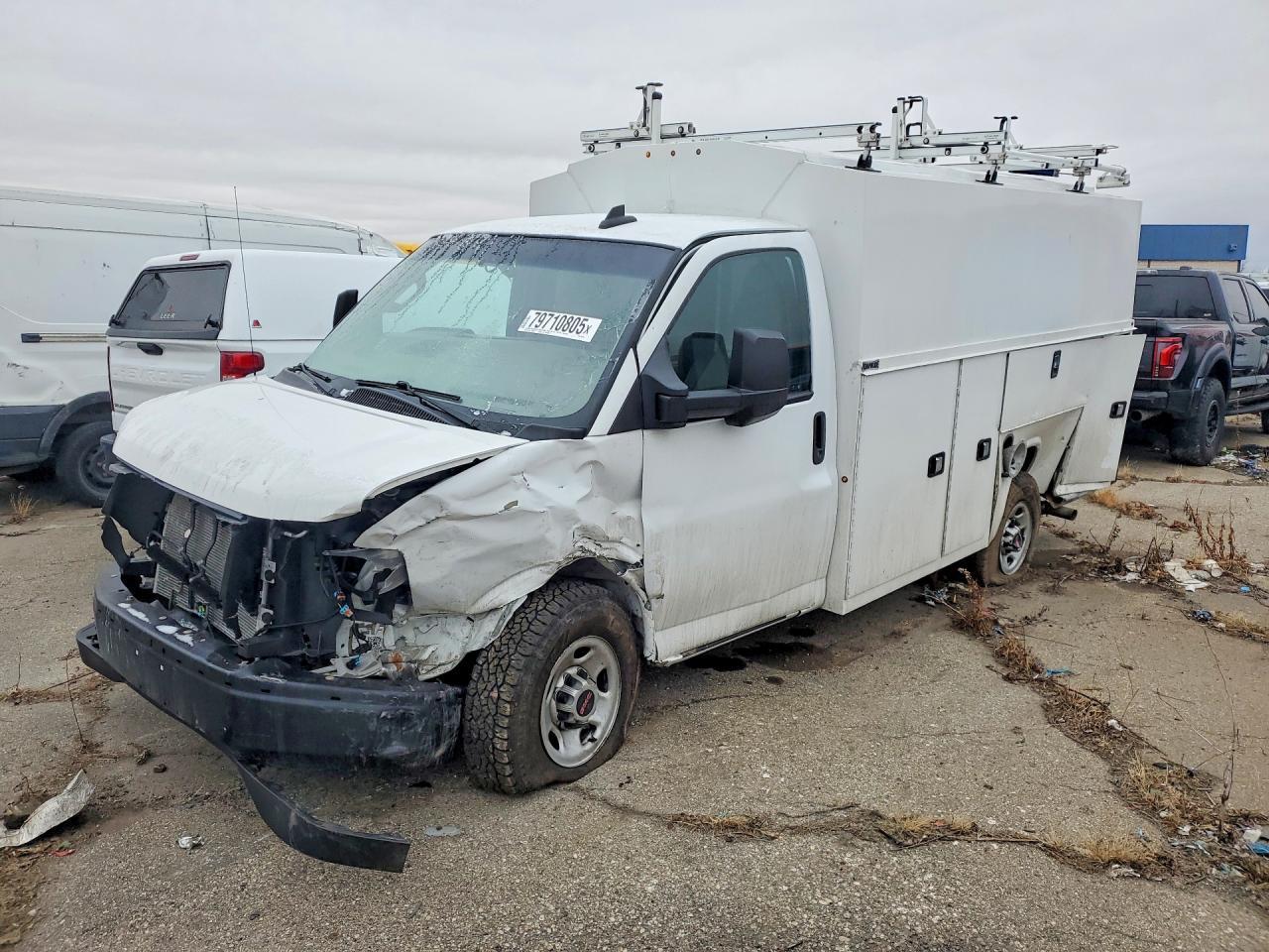 2020 GMC Savana Utility / Service Truck