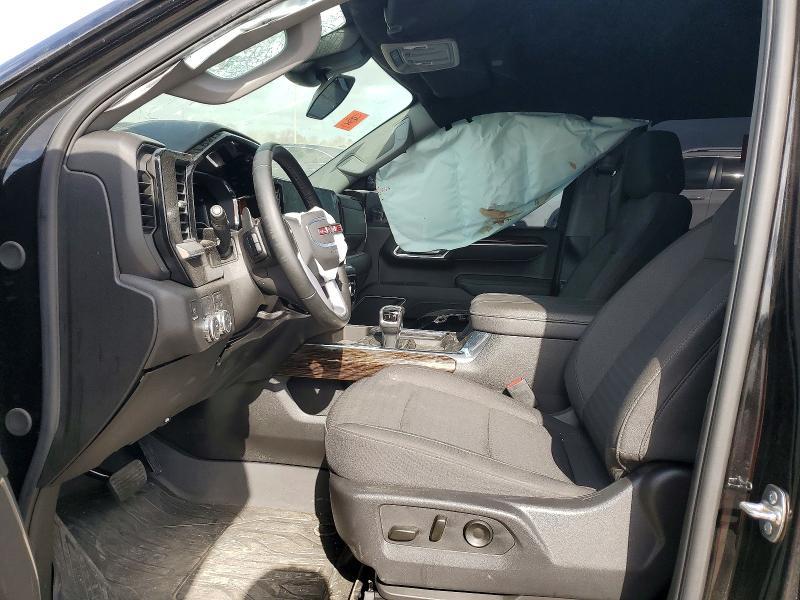 2025 GMC Sierra C1500 Elevation