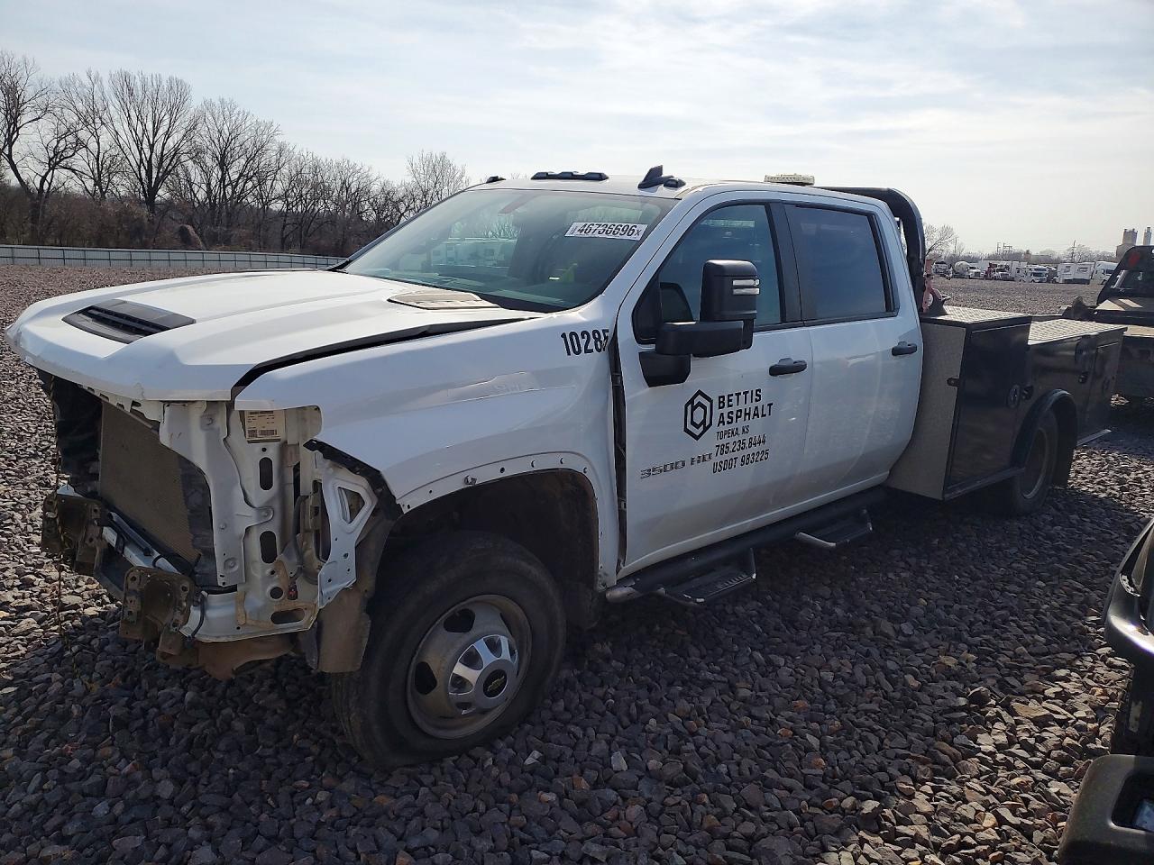 2023 Chev Rolet Silverado HD Flatbed Truck