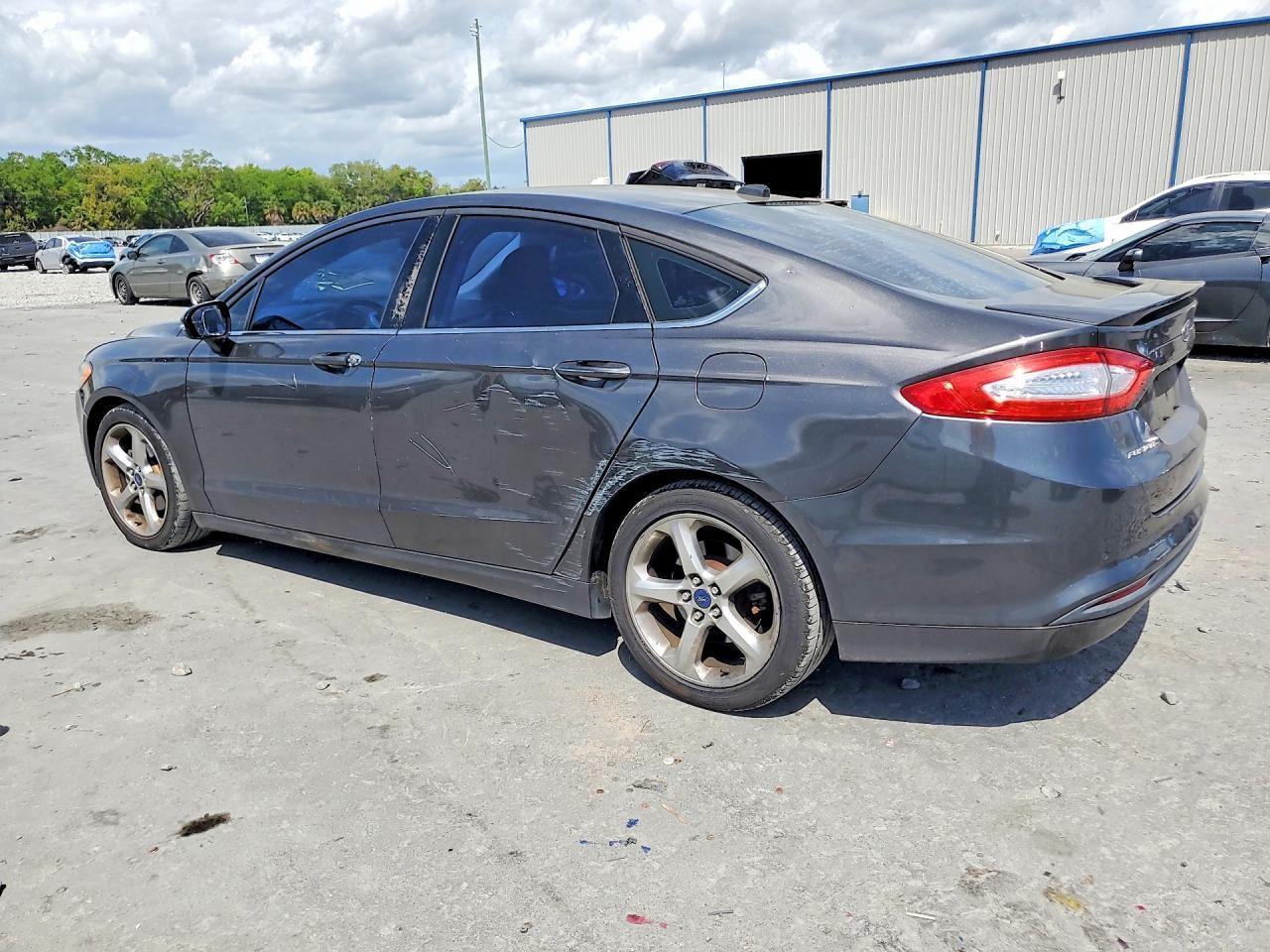 2015 Ford Fusion se