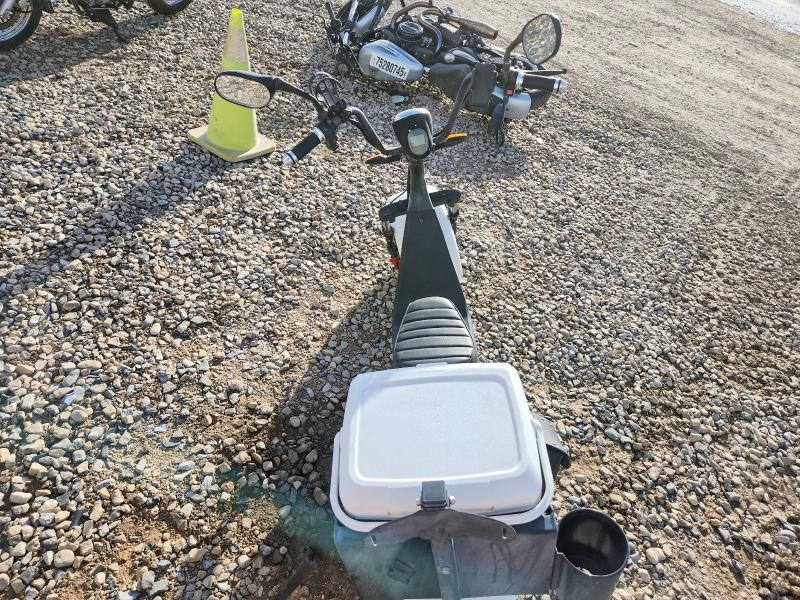 2016 Other Snow Mobiles Scooterlif