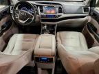 2016 Toyota Highlander le Plus