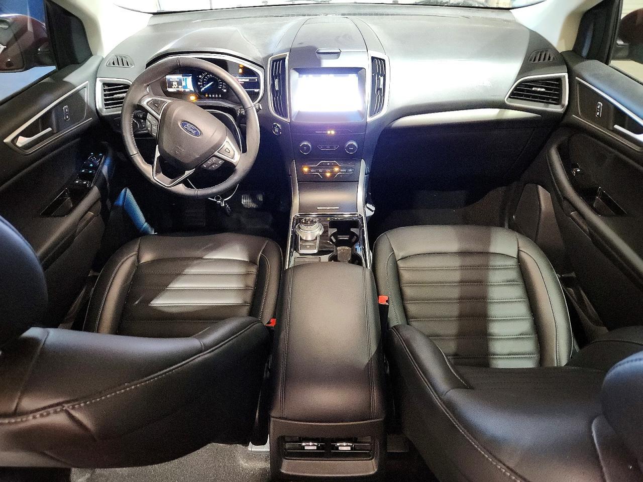 2019 Ford Edge sel