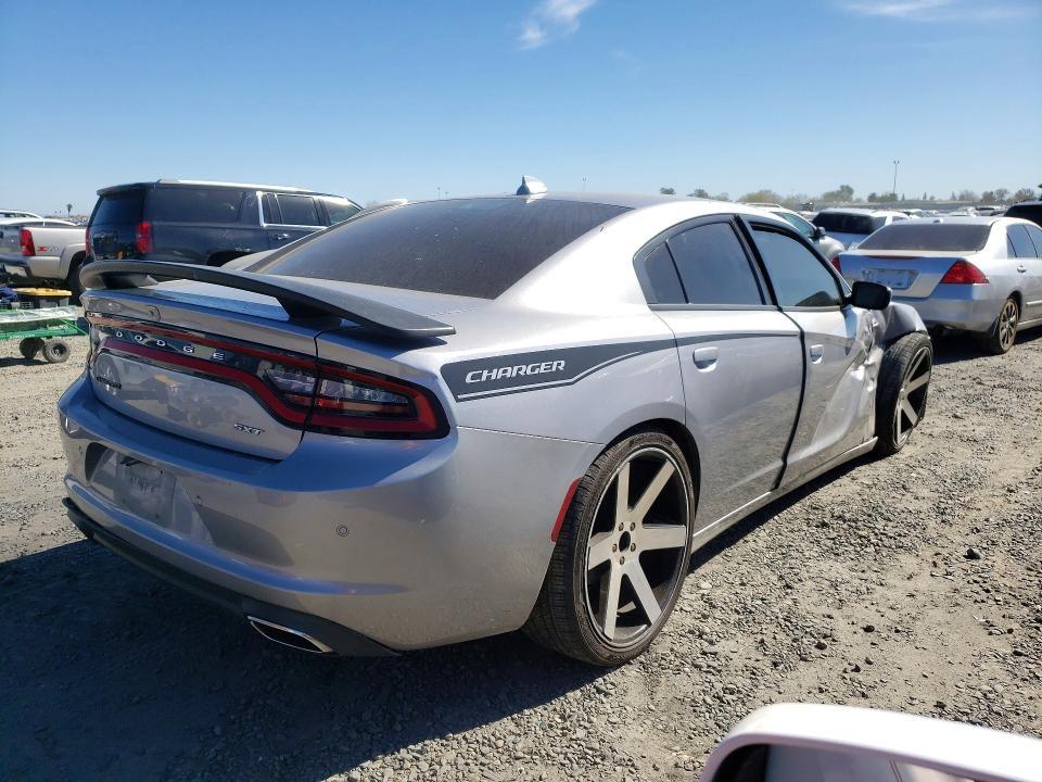 2018 Dodge Charger sxt Plus