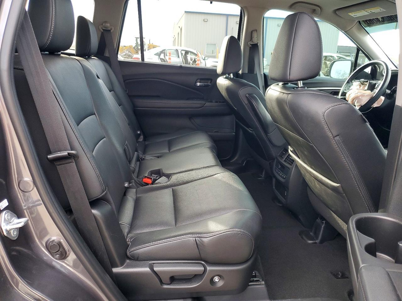 2021 Honda Pilot se