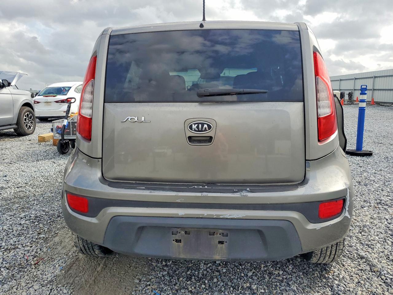 2012 KIA Soul +