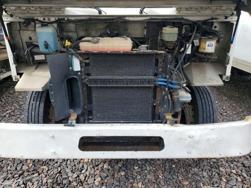 2014 Freightliner MT55G Chassis Delivery Truck