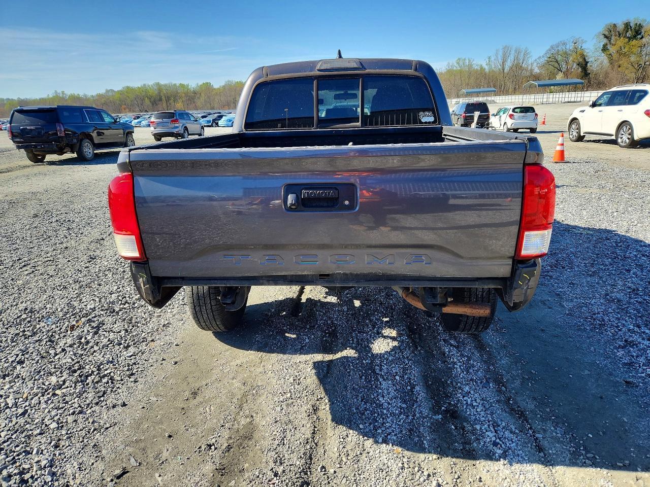 2016 Toyota Tacoma SR5