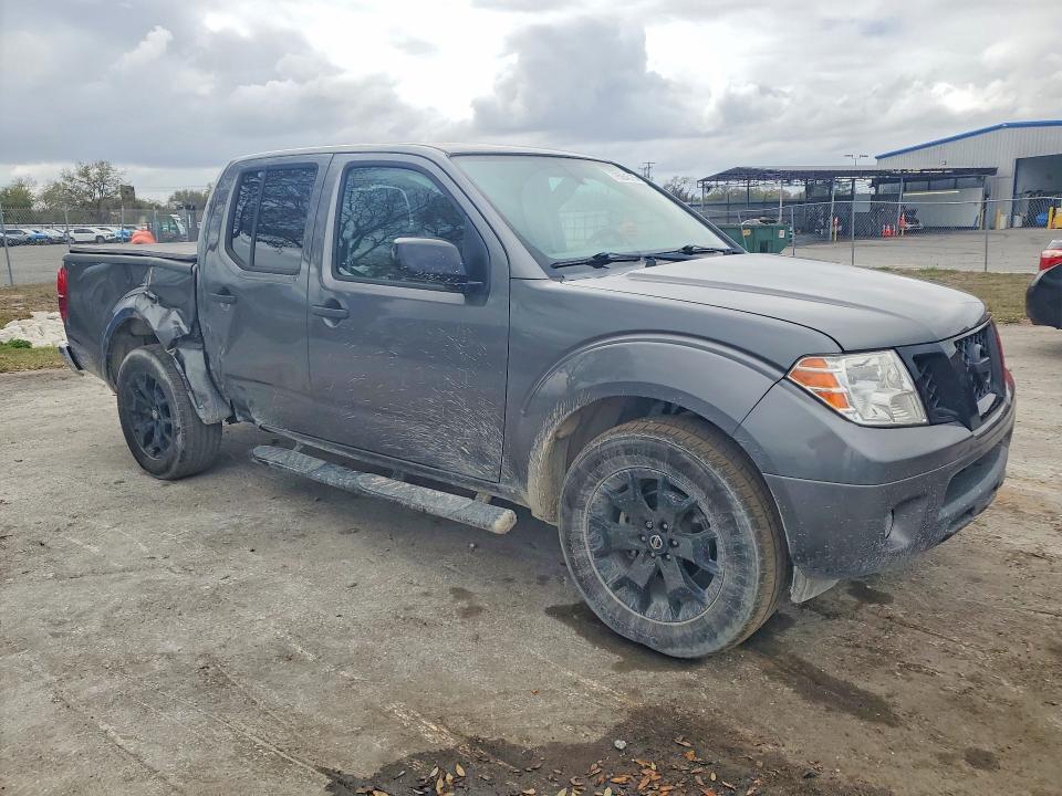2020 Nissan Frontier sv