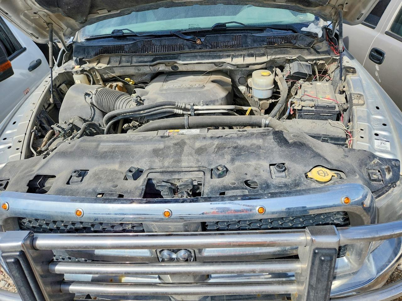 2015 Dodge RAM 2500 ST Flatbed Truck