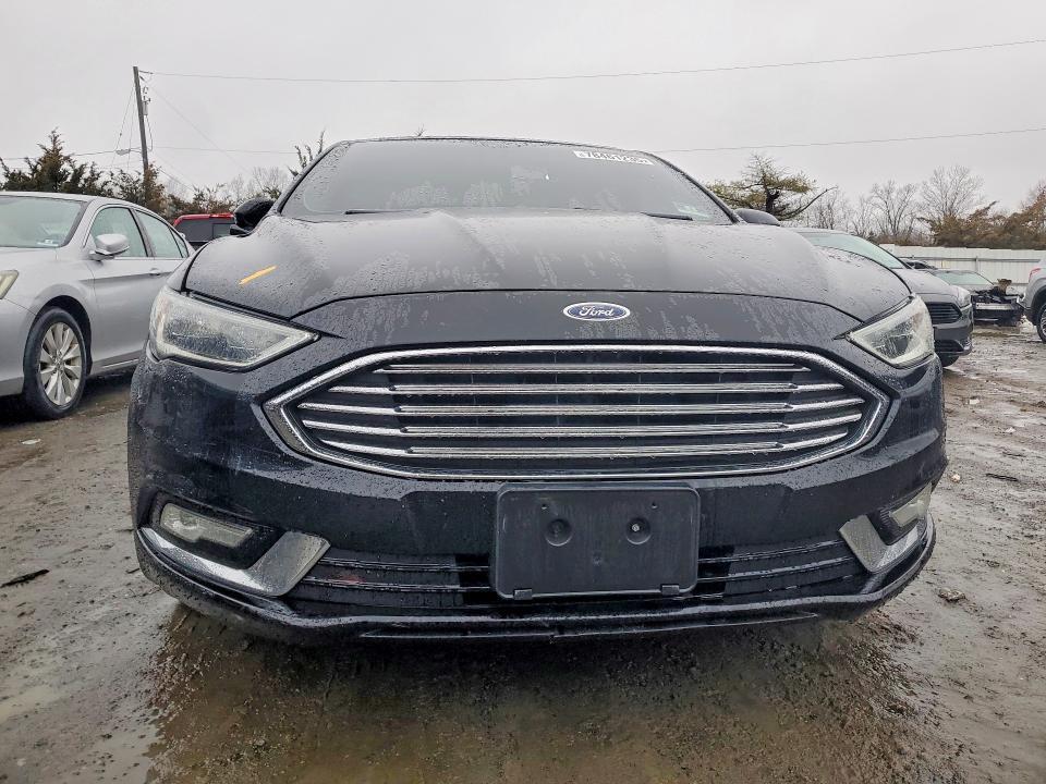 2018 Ford Fusion Titanium/platinum