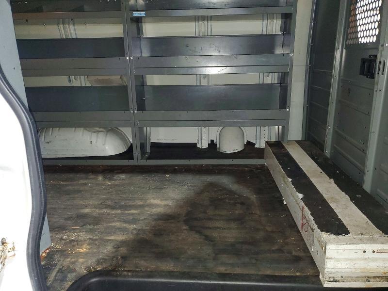 2014 Chev Rolet Express 3500 Cargo Utility / Service van