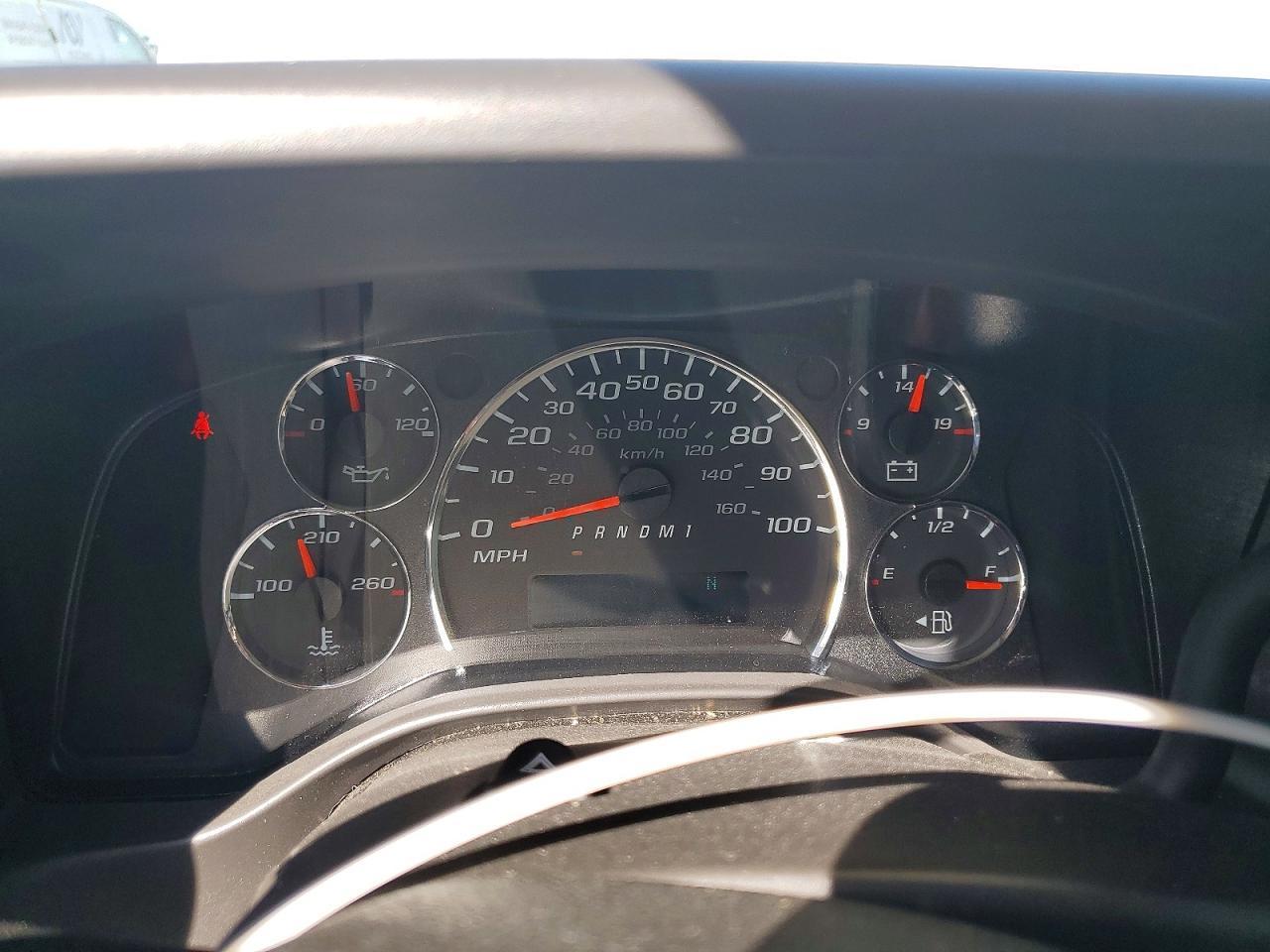 2025 GMC Savana G3500 LT